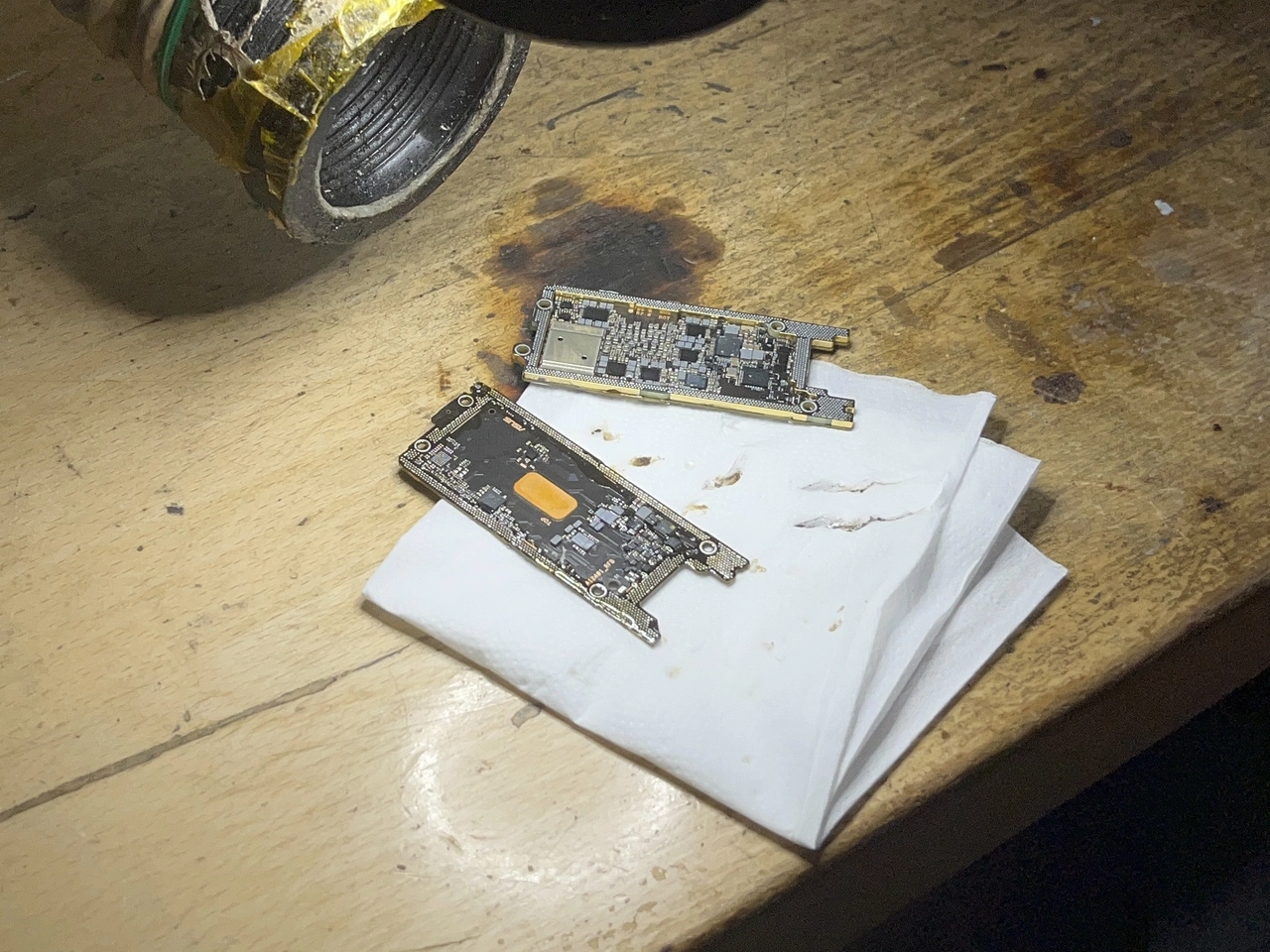 手機主機板維修
